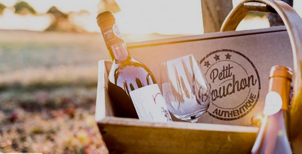 LISTE DE BOX MENSUELLES : petit bouchon box mensuelle par abonnement de vin bio